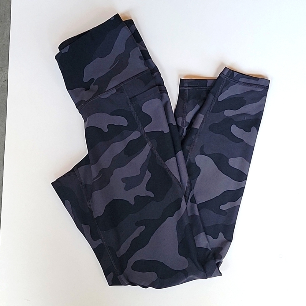 Camo leggings